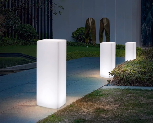 Светильник Колонна 30х60 питание от сети 220В, RGB