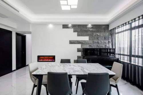 Линейный электрокамин Royal Flame Crystal 50 RF в Дзержинске